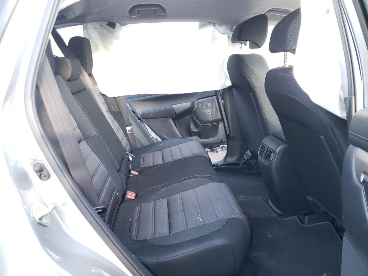 Photo 6 from auction – 2019 HONDA CR-V LX with VIN 2HKRW2H22KH145179