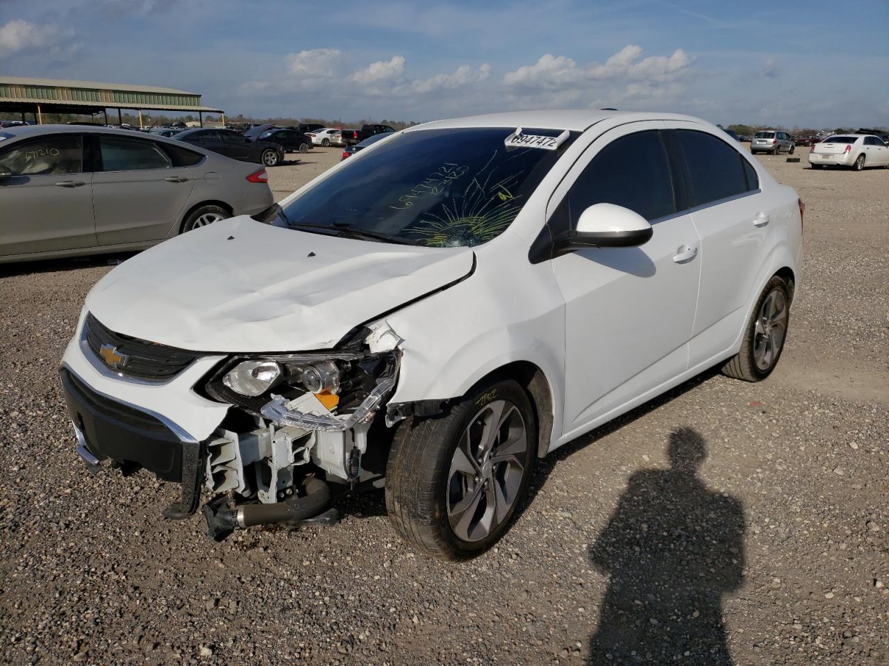 Photo 2 from auction – 2019 CHEVROLET SONIC PREM with VIN 1G1JF5SB6K4123420