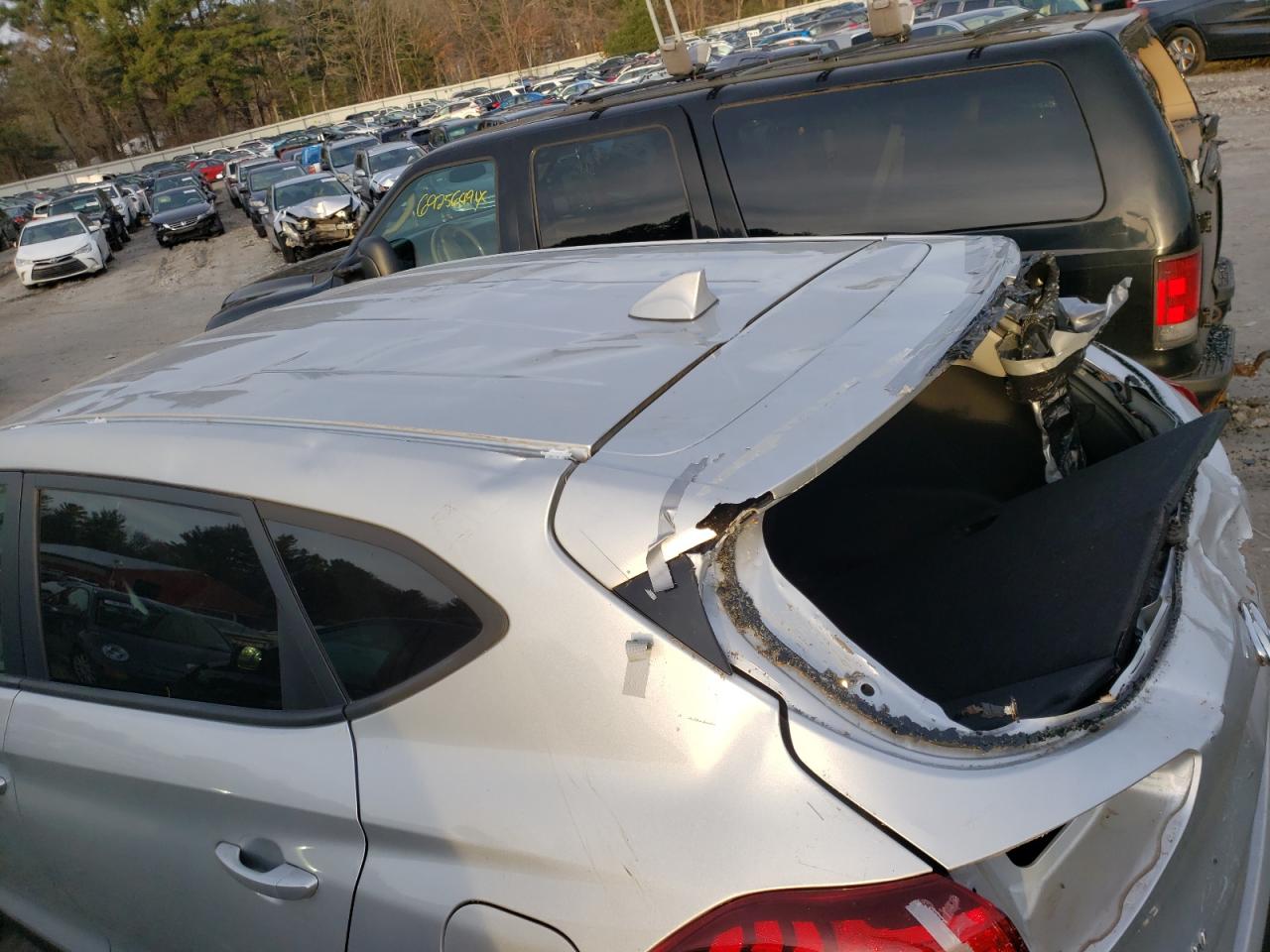 Photo 9 from auction – 2019 HYUNDAI TUCSON SE with VIN KM8J2CA41KU982632