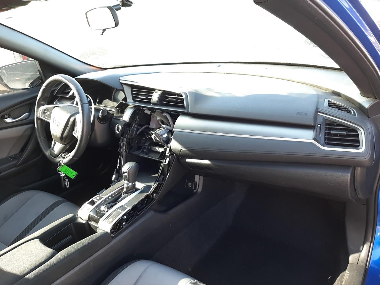 Photo 9 from auction – 2016 HONDA CIVIC LX with VIN 2HGFC4B04GH306972