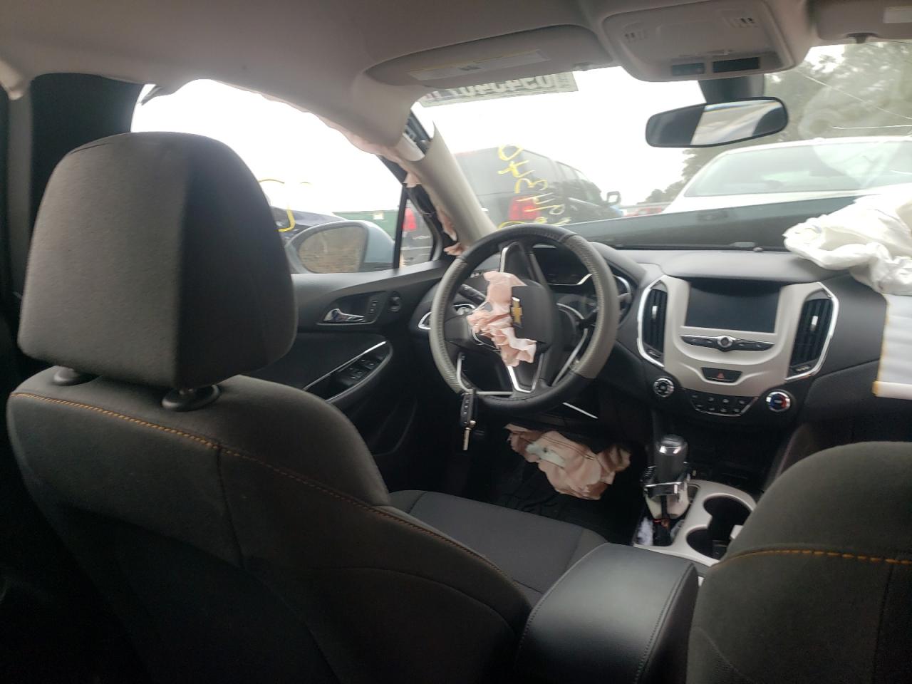 Photo 9 from auction – 2017 CHEVROLET CRUZE LS with VIN 1G1BC5SM5H7175496