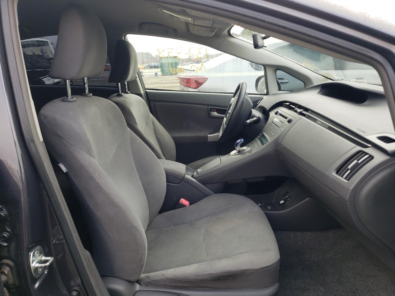 Photo 5 from auction – 2010 TOYOTA PRIUS with VIN JTDKN3DU5A0030119
