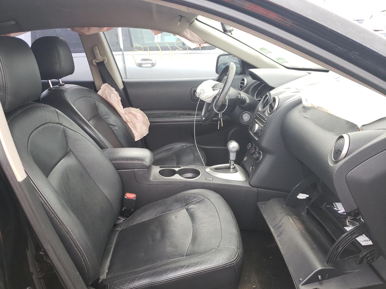 Photo 5 from auction – 2012 NISSAN ROGUE S with VIN JN8AS5MT0CW602001