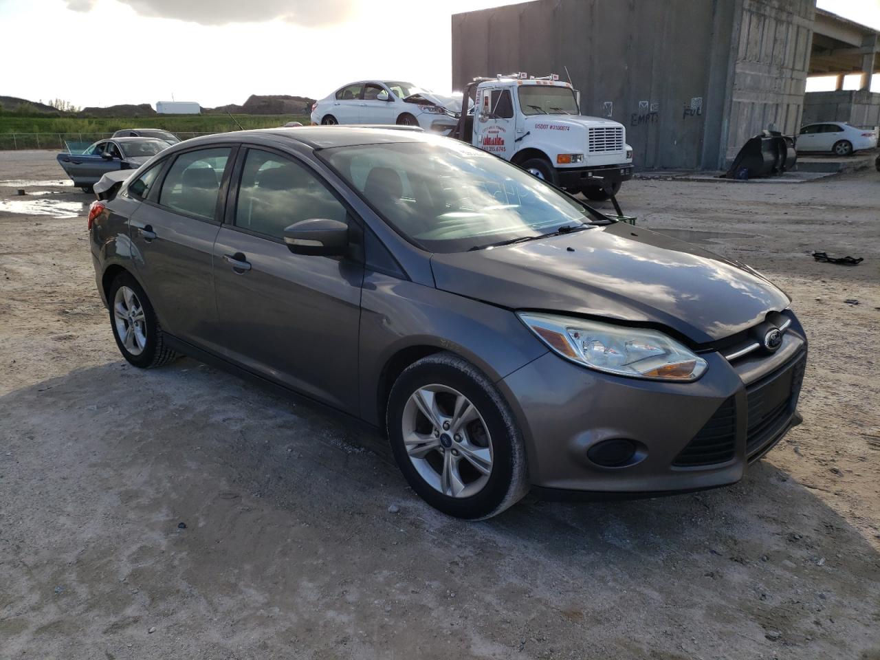 FORD FOCUS SE 2013 with VIN 1FADP3F24DL233266 - Photo from auction
