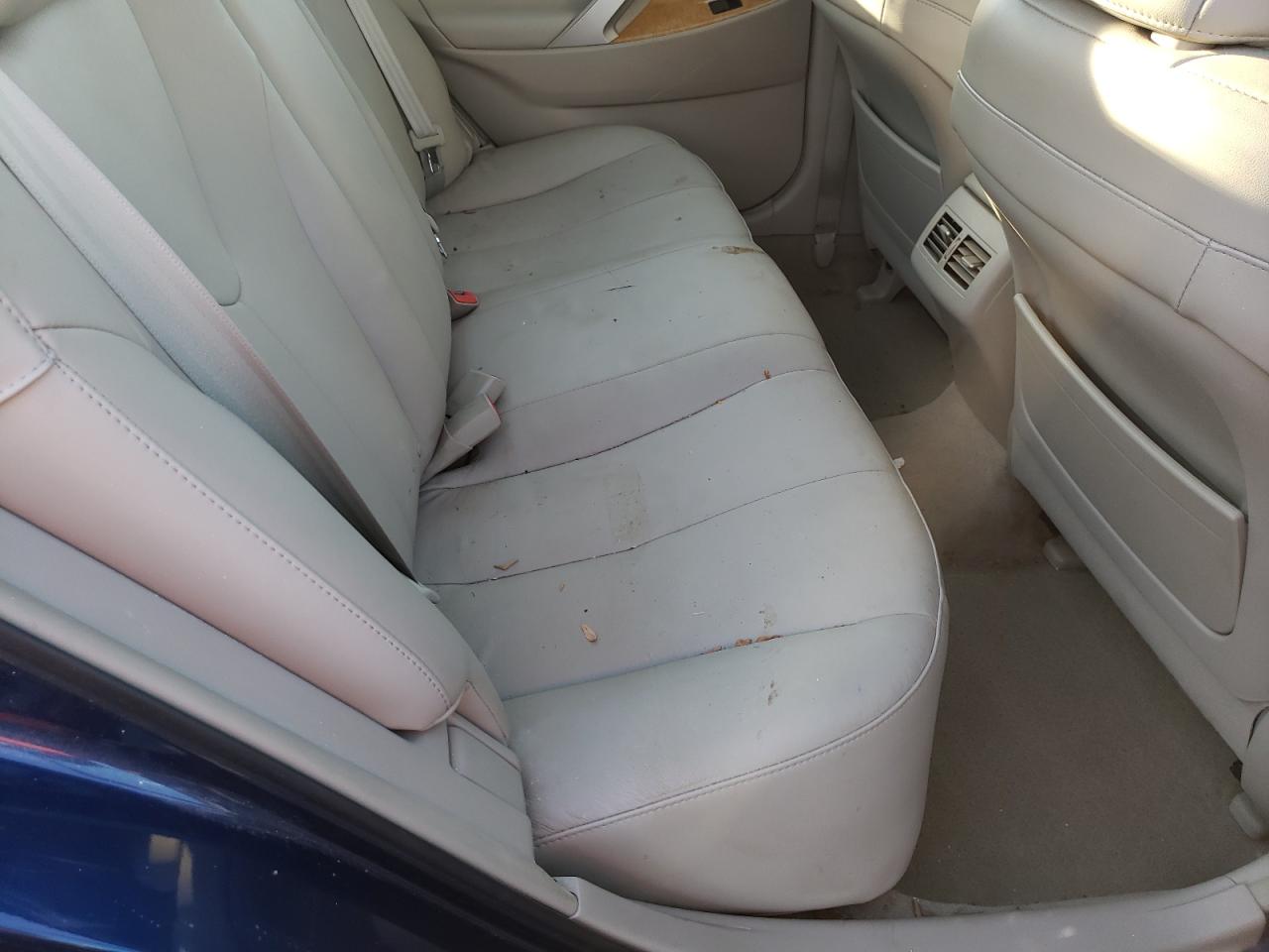 Photo 6 from auction – 2007 TOYOTA CAMRY LE with VIN 4T1BK46KX7U035372
