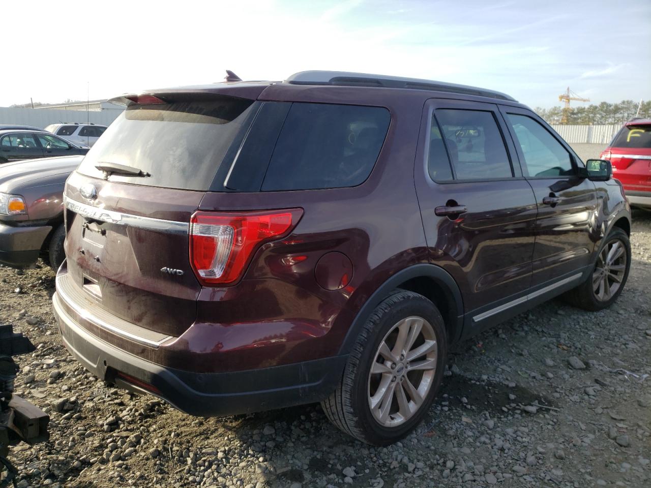 Photo 4 from auction – 2018 FORD EXPLORER X with VIN 1FM5K8D8XJGB82762