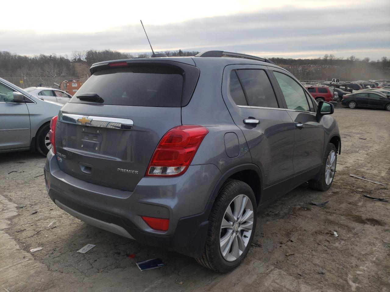 Photo 4 from auction – 2020 CHEVROLET TRAX PREMI with VIN 3GNCJRSB7LL217069