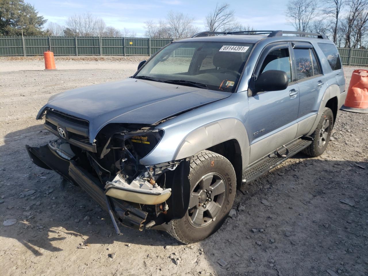 Photo 2 from auction – 2003 TOYOTA 4RUNNER SR with VIN JTEBU14R838000793