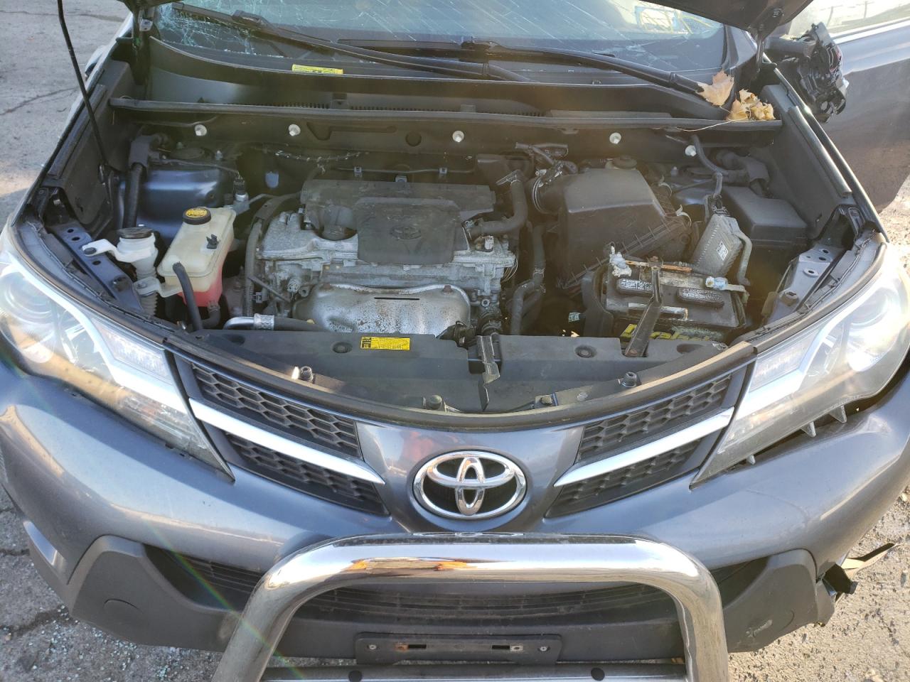 Photo 7 from auction – 2014 TOYOTA RAV4 XLE with VIN 2T3RFREV9EW170455