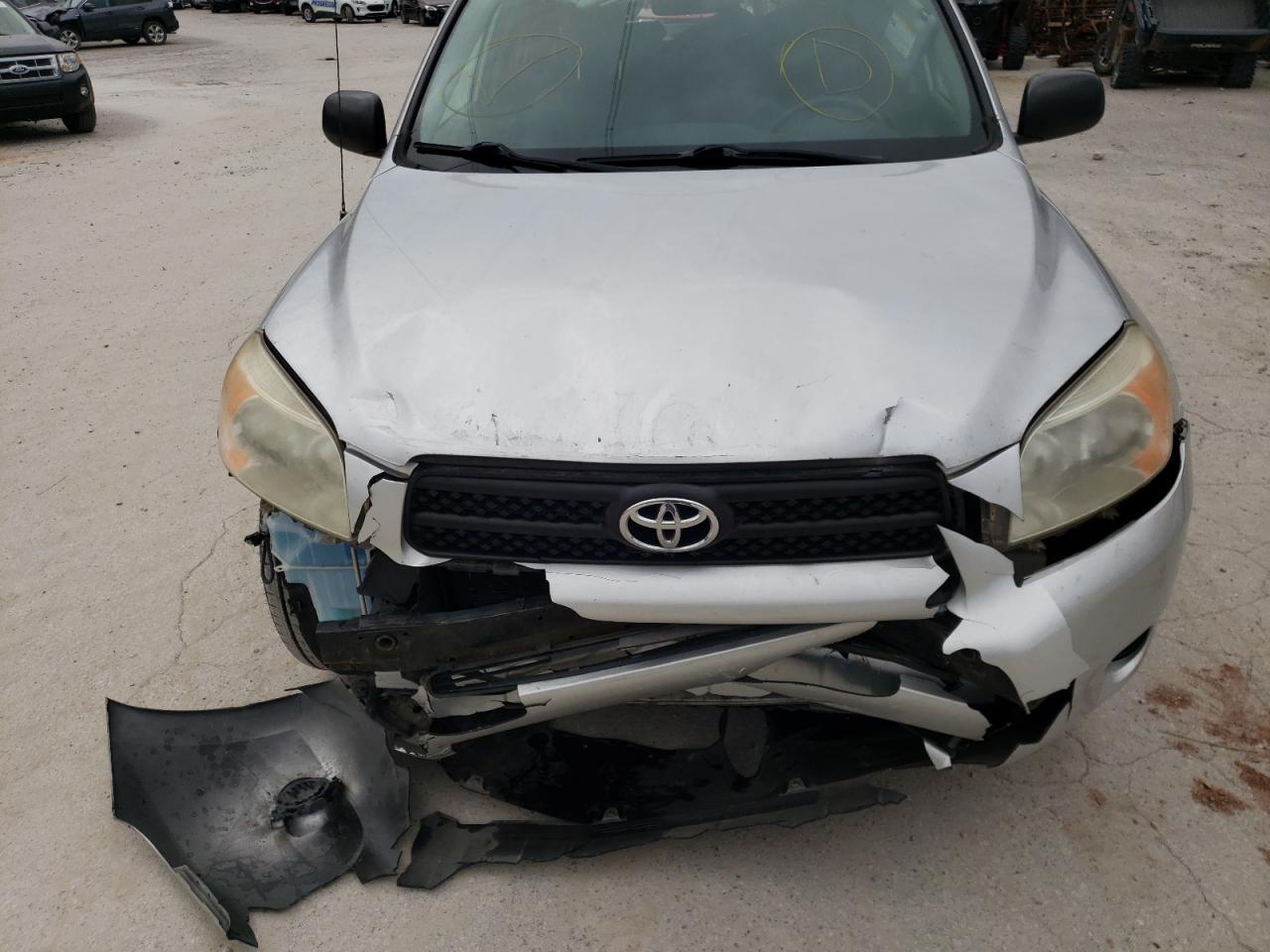 Photo 7 from auction – 2007 TOYOTA RAV4 with VIN JTMBD33V575096100
