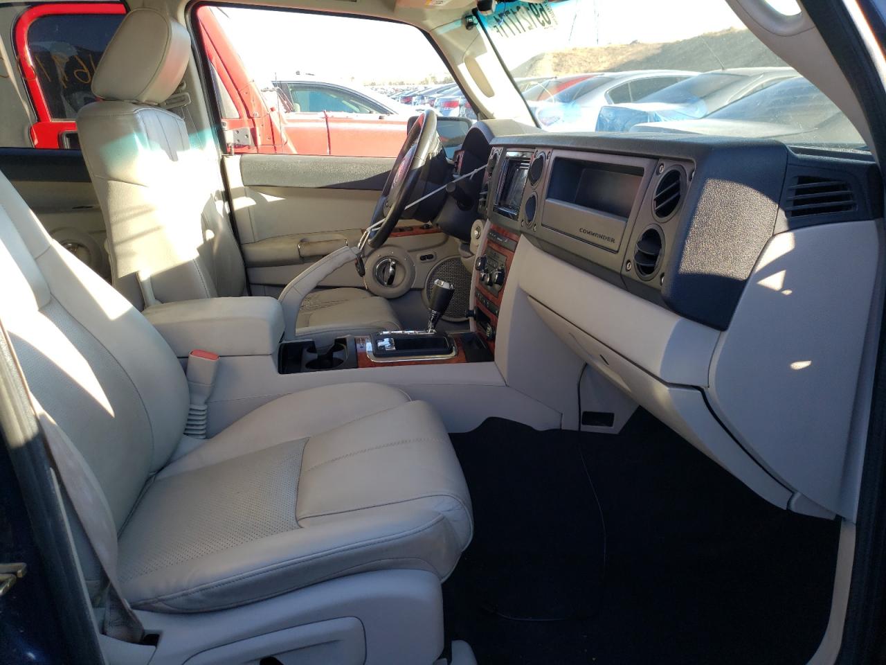 Photo 5 from auction – 2006 JEEP COMMANDER with VIN 1J8HG58N76C149808