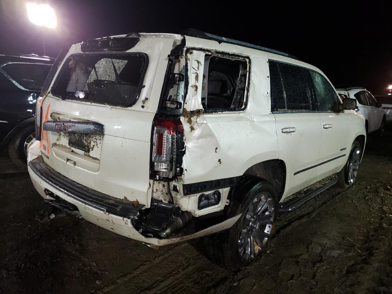 Photo 4 from auction – 2015 GMC YUKON DENA with VIN 1GKS2CKJ9FR707326