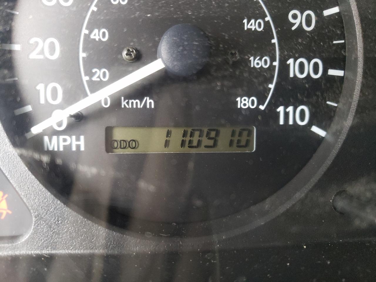 Photo 8 from auction – 2001 TOYOTA COROLLA CE with VIN 1NXBR12E01Z482035