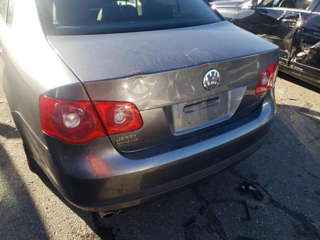 Photo 9 from auction – 2005 VOLKSWAGEN NEW JETTA with VIN 3VWPF71K85M639010
