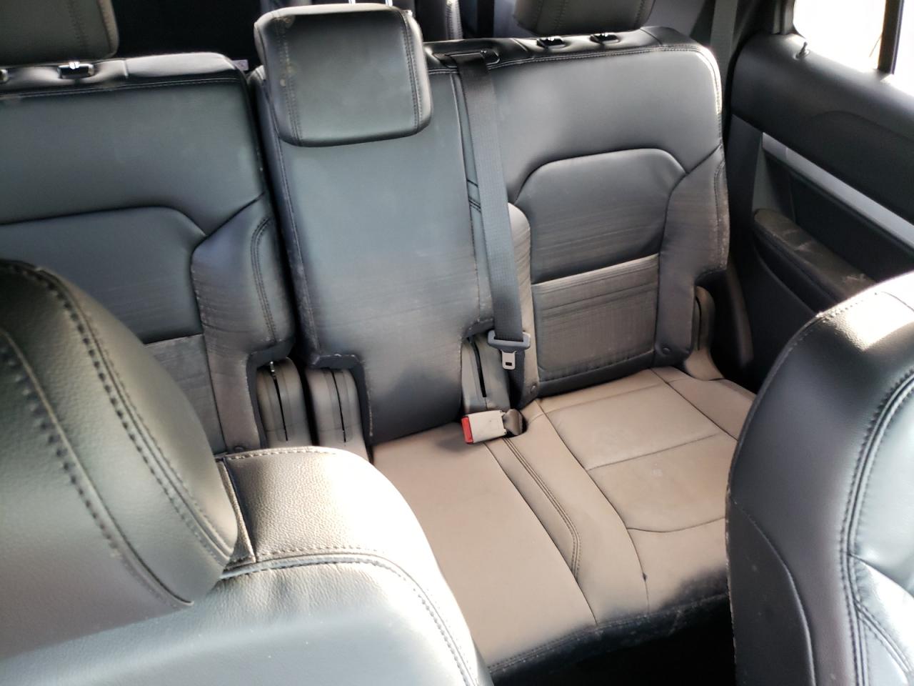 Photo 6 from auction – 2017 FORD EXPLORER X with VIN 1FM5K8D86HGD19075