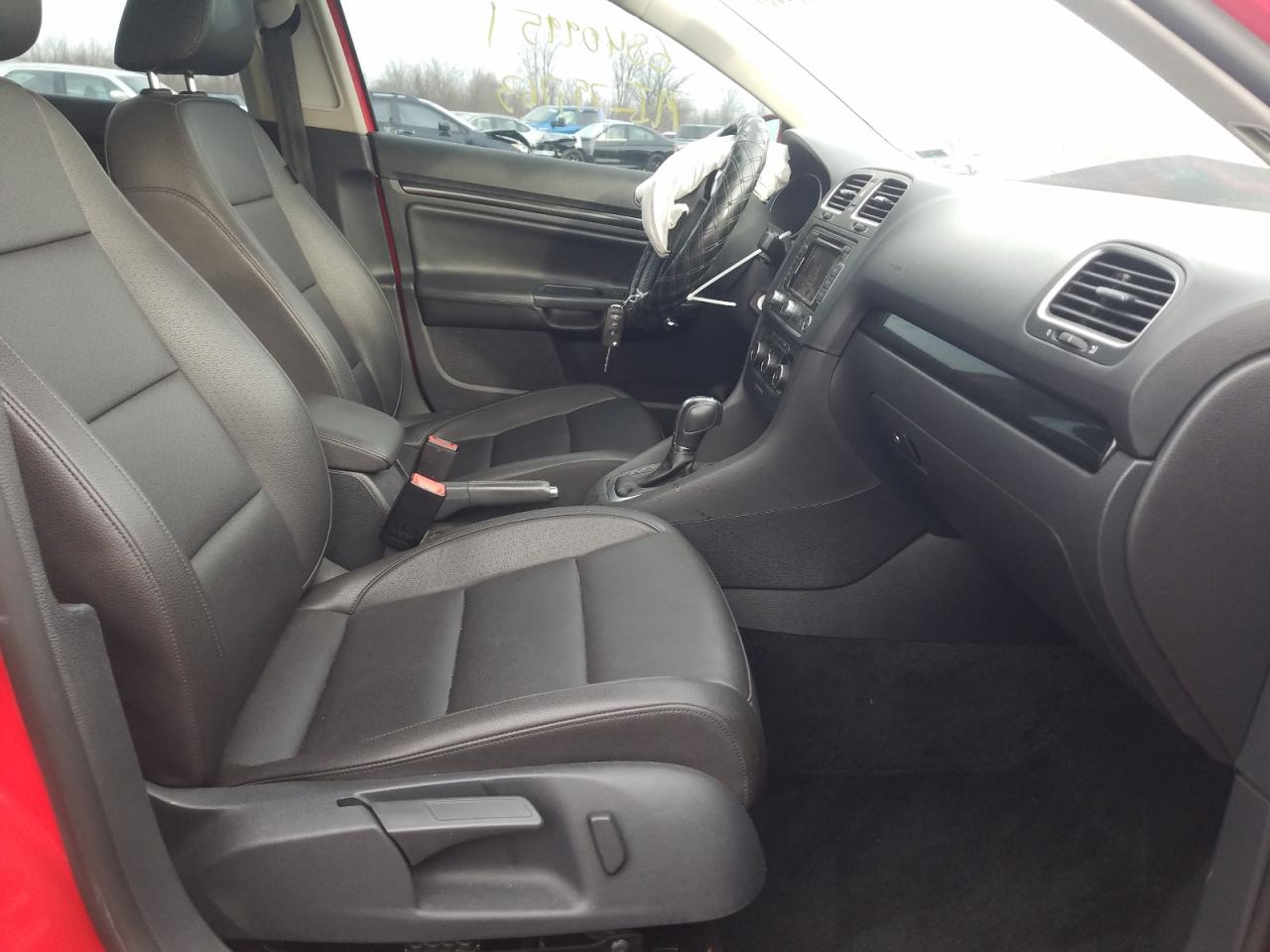 Photo 5 from auction – 2014 VOLKSWAGEN JETTA TDI with VIN 3VWPL7AJ3EM604780