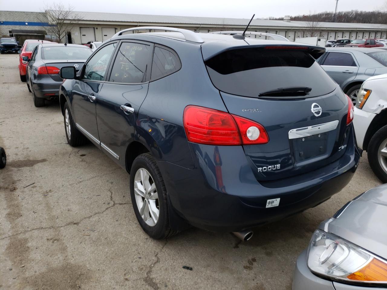 Photo 3 from auction – 2013 NISSAN ROGUE S with VIN JN8AS5MV4DW613294