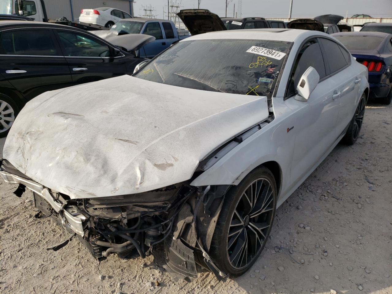 Photo 2 from auction – 2017 AUDI A7 PREMIUM with VIN WAUW2AFC9HN023526