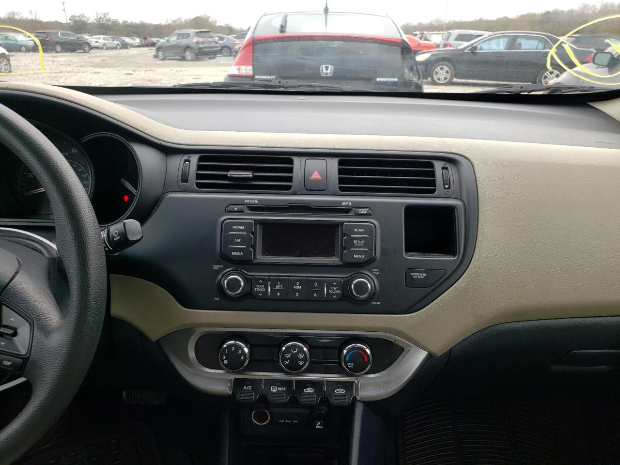 Photo 9 from auction – 2013 KIA RIO LX with VIN KNADM4A32D6285290