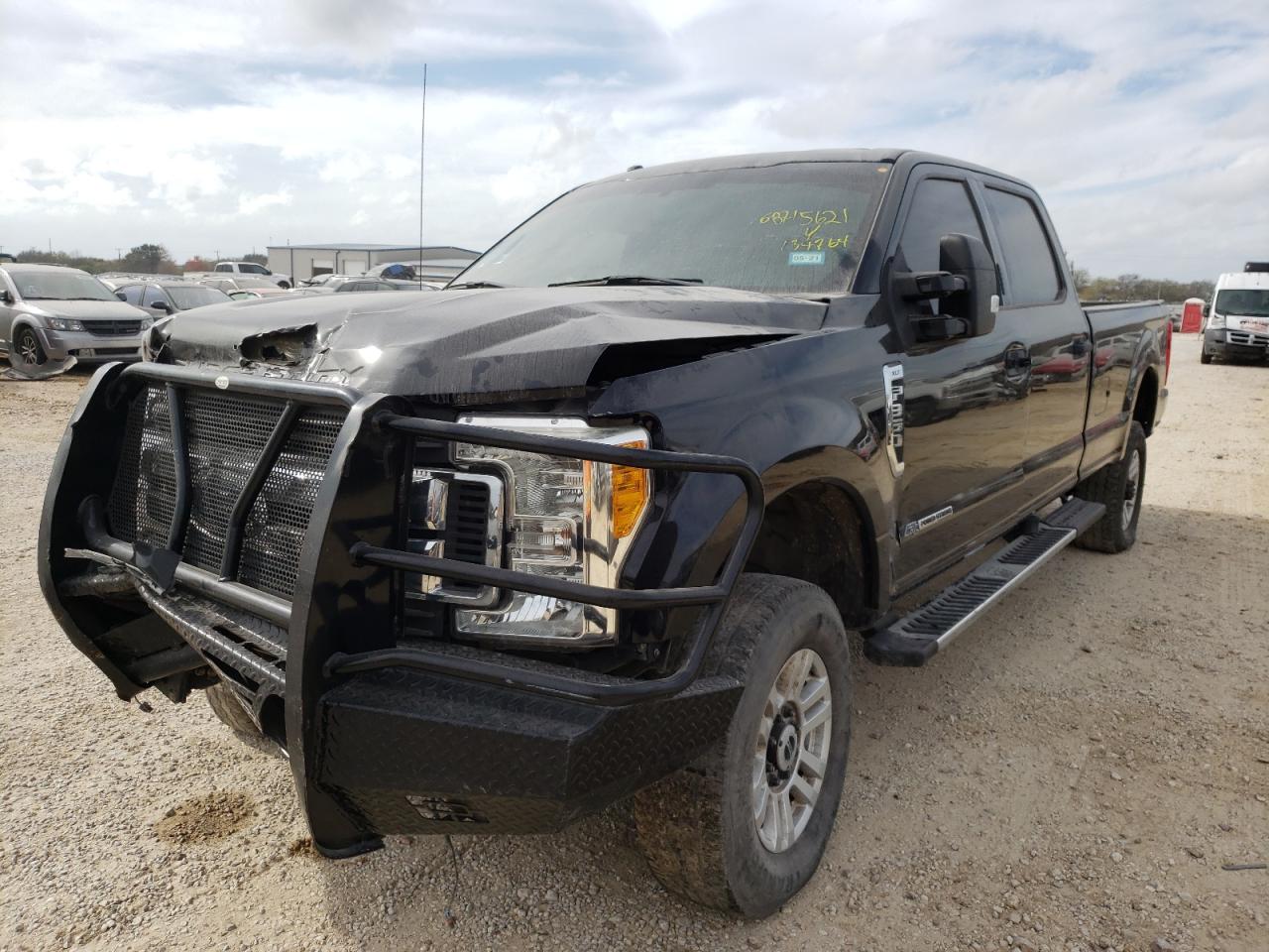 Photo 2 from auction – 2017 FORD F350 SUPER with VIN 1FT8W3BT9HEC07673