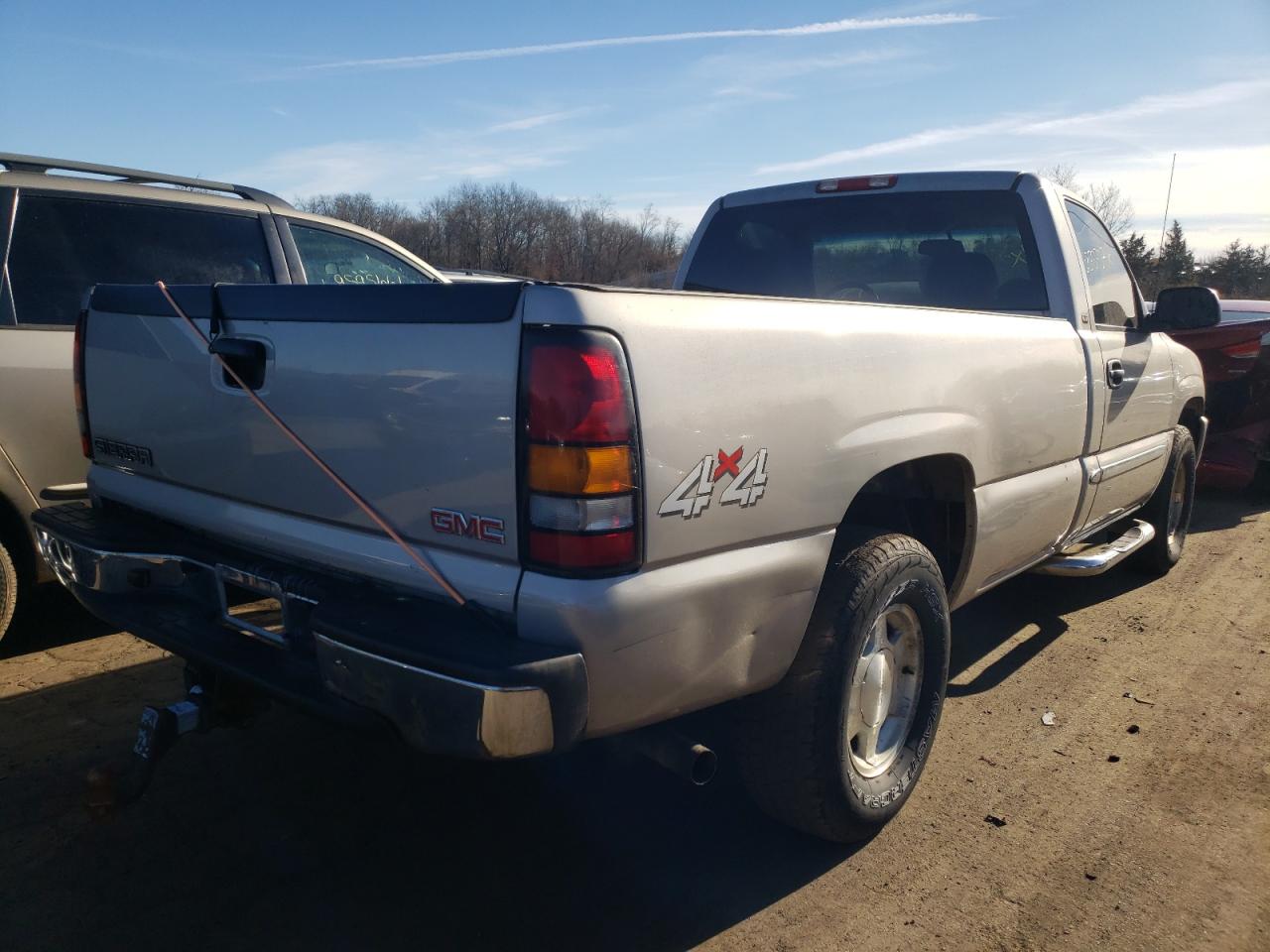 Photo 4 from auction – 2004 GMC NEW SIERRA with VIN 1GTEK14T94E204041