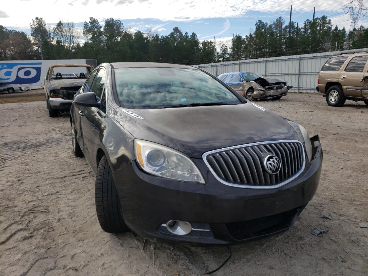 BUICK VERANO 2012 with VIN 1G4PS5SK1C4216985 - Photo from auction