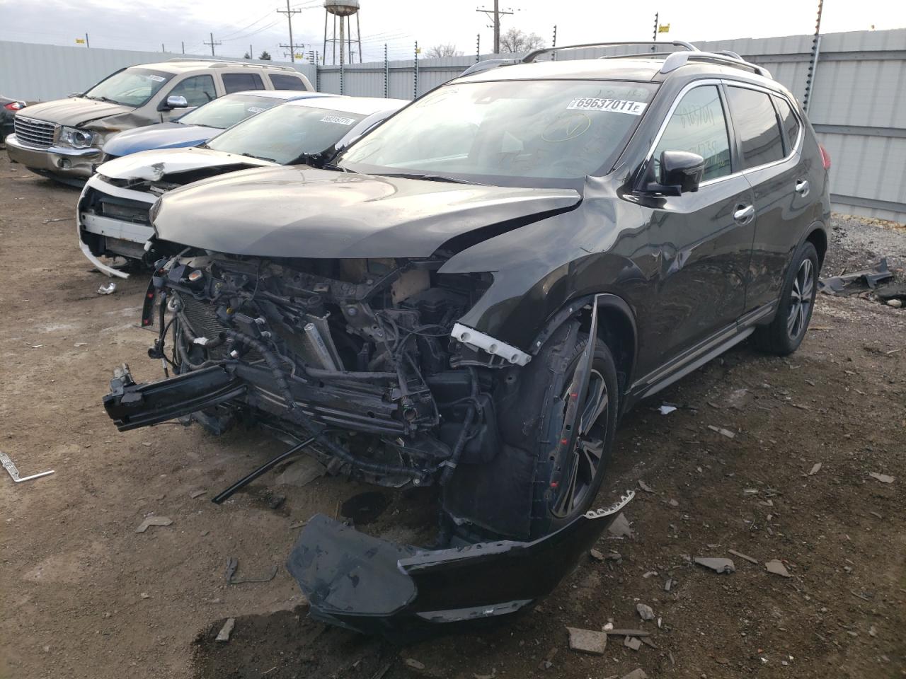 Photo 2 from auction – 2017 NISSAN ROGUE SV with VIN 5N1AT2MVXHC771875