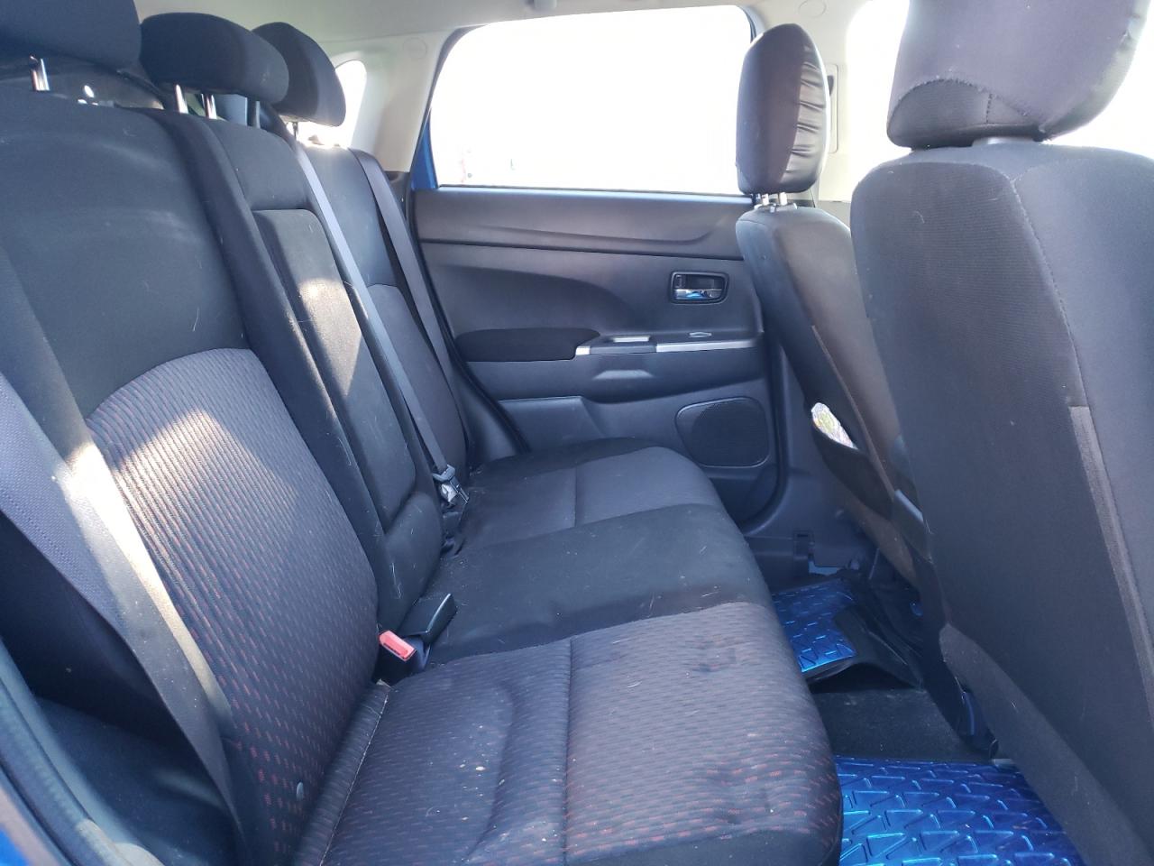 Photo 6 from auction – 2019 MITSUBISHI OUTLANDER with VIN JA4AP3AU1KU033825