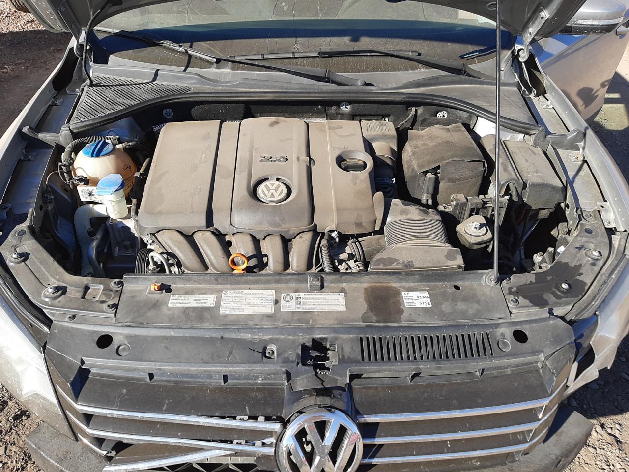 Photo 7 from auction – 2013 VOLKSWAGEN PASSAT S with VIN 1VWAP7A3XDC025796