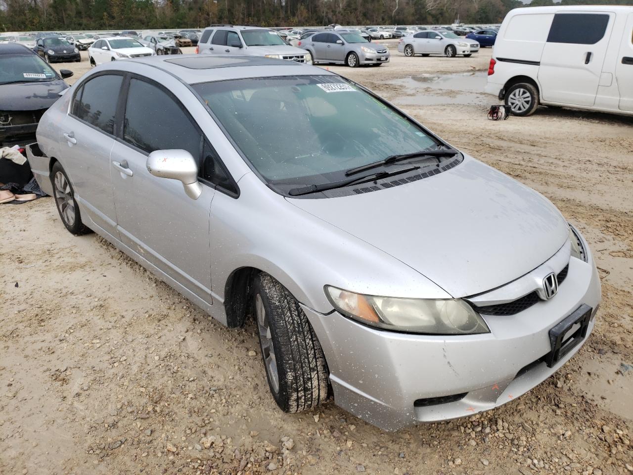 HONDA CIVIC EX 2010 with VIN 19XFA1F8XAE086811 - Photo from auction