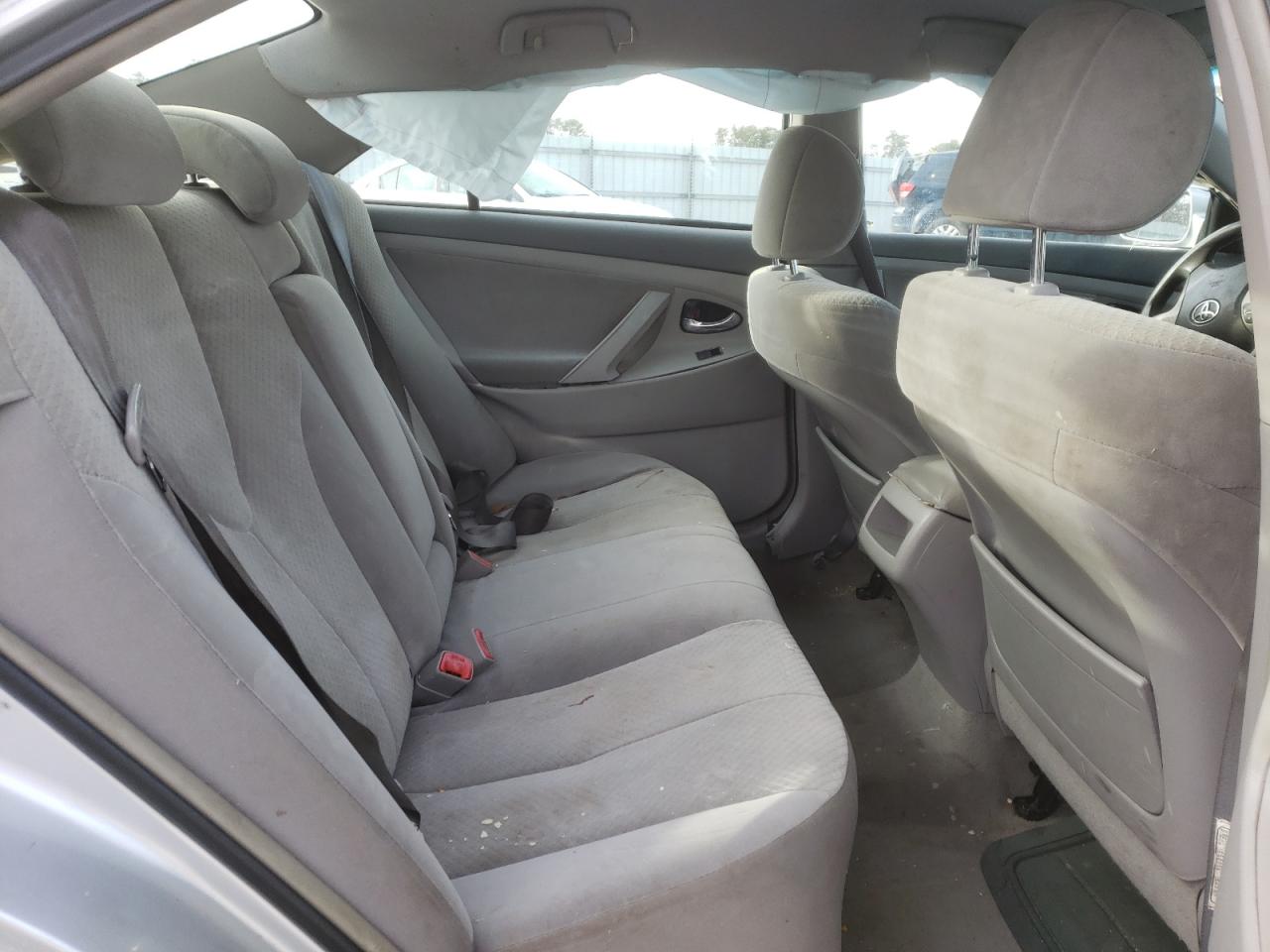 Photo 6 from auction – 2007 TOYOTA CAMRY CE with VIN 4T1BE46K27U567268