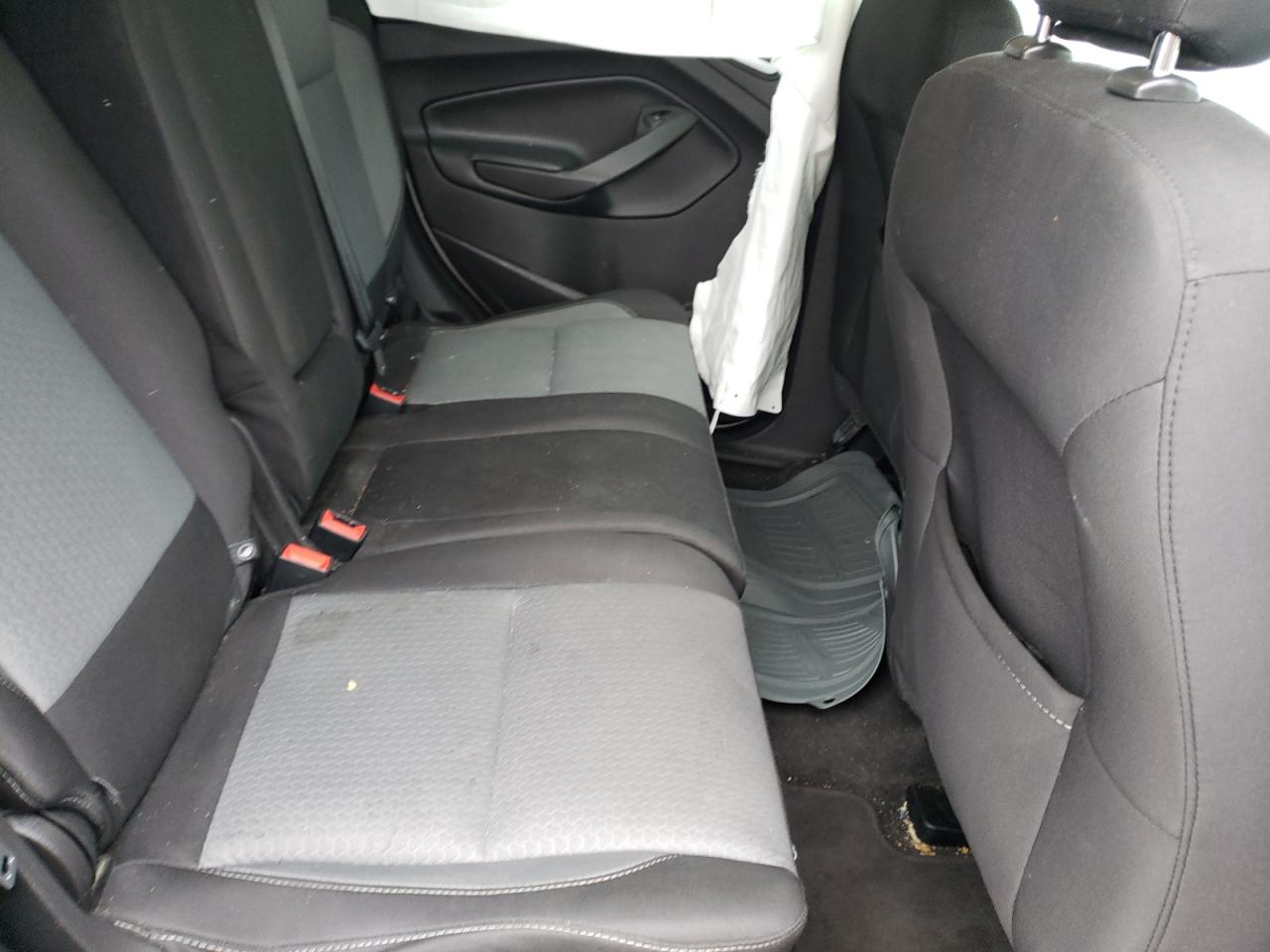 Photo 6 from auction – 2018 FORD ESCAPE SE with VIN 1FMCU0GD6JUB61646