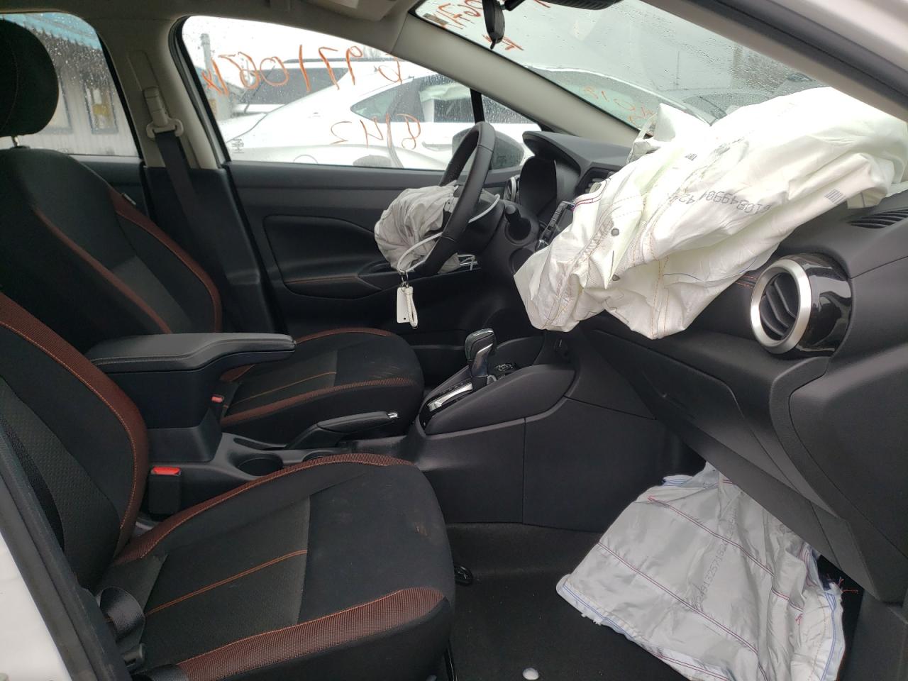 Photo 5 from auction – 2021 NISSAN VERSA SR with VIN 3N1CN8FVXML894018