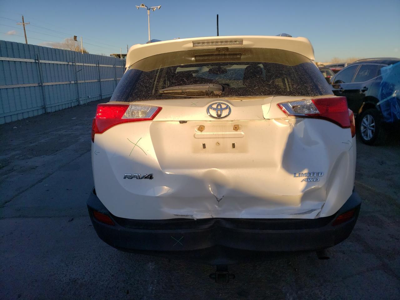 Photo 9 from auction – 2013 TOYOTA RAV4 LIMIT with VIN 2T3DFREV0DW075825