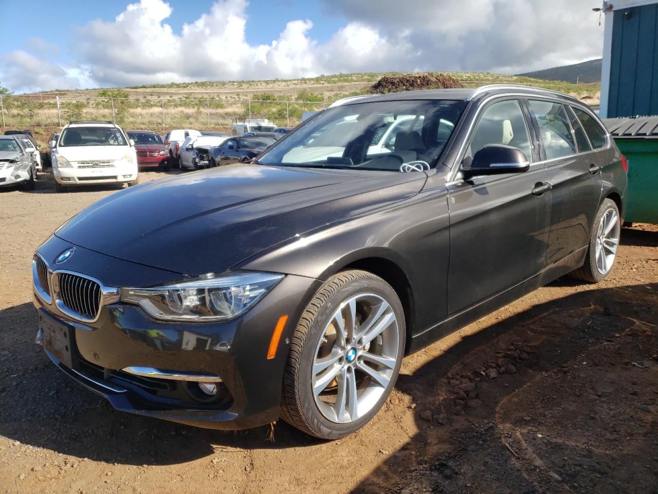 Photo 2 from auction – 2016 BMW 328 XI with VIN WBA8G5C59GK443021
