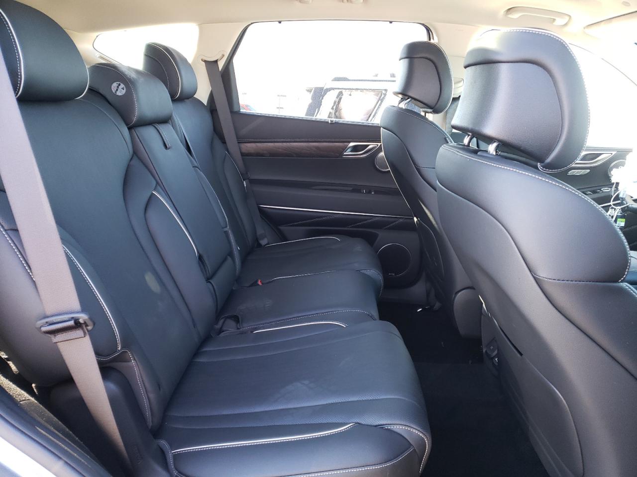 Photo 6 from auction – 2021 GENESIS GV80 BASE with VIN KMUHBDSBXMU039595