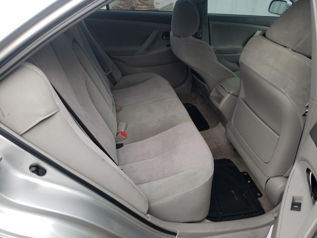 Photo 6 from auction – 2011 TOYOTA CAMRY BASE with VIN 4T1BF3EK2BU177093