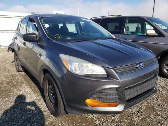 FORD ESCAPE S 2015 with VIN 1FMCU0F75FUB25305 - Photo from auction