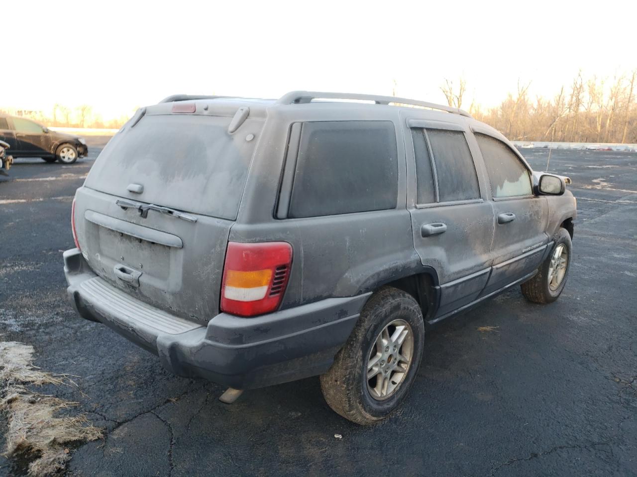 Photo 4 from auction – 2004 JEEP GRAND CHER with VIN 1J4GX48S44C112676