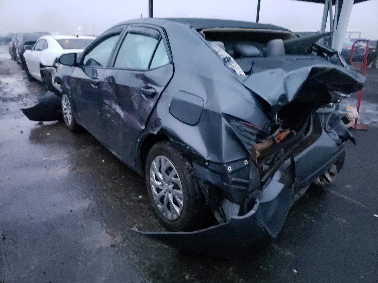 Photo 3 from auction – 2017 TOYOTA COROLLA L with VIN 5YFBURHE8HP661830
