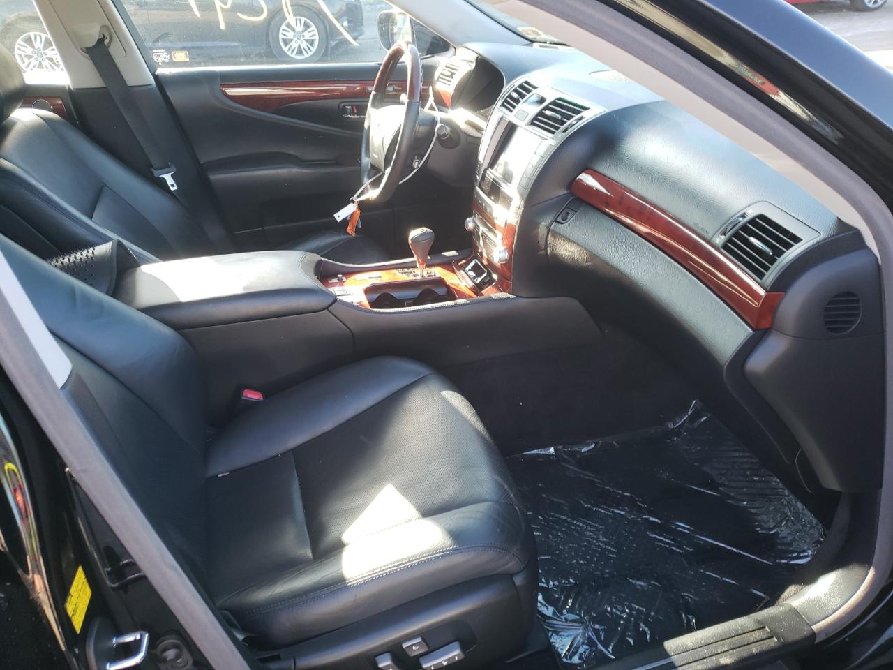 Photo 5 from auction – 2011 LEXUS LS 460 with VIN JTHCL5EF4B5009495