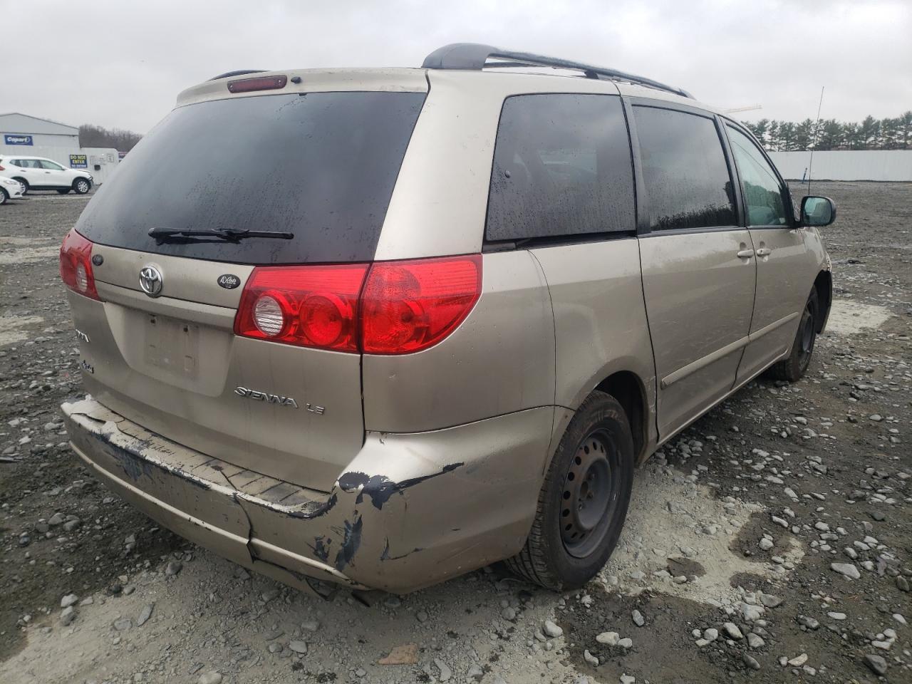 Photo 4 from auction – 2007 TOYOTA SIENNA CE with VIN 5TDZK23C57S039628