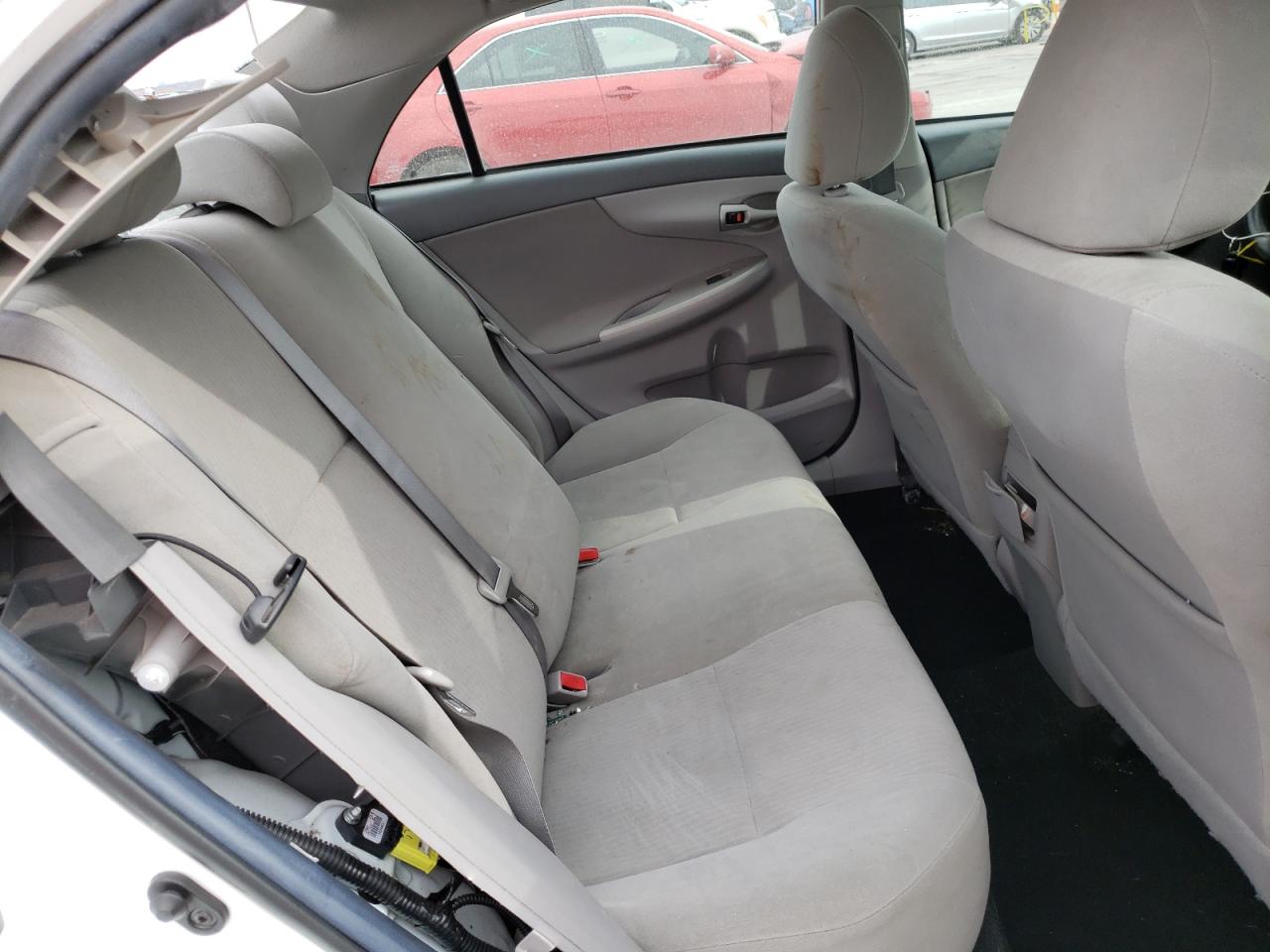 Zdjęcie 6 z aukcji – 2010 TOYOTA COROLLA BA z VIN 2T1BU4EE7AC361824