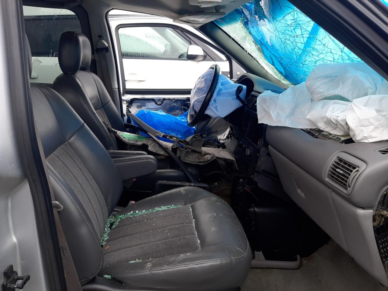 Photo 5 from auction – 2003 CHEVROLET VENTURE with VIN 1GNDV13E33D170129