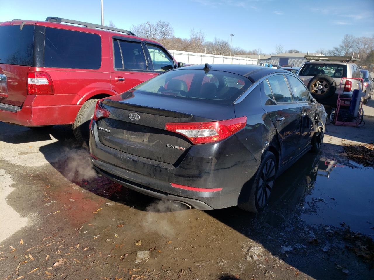 Photo 4 from auction – 2011 KIA OPTIMA SX with VIN KNAGR4A67B5160149