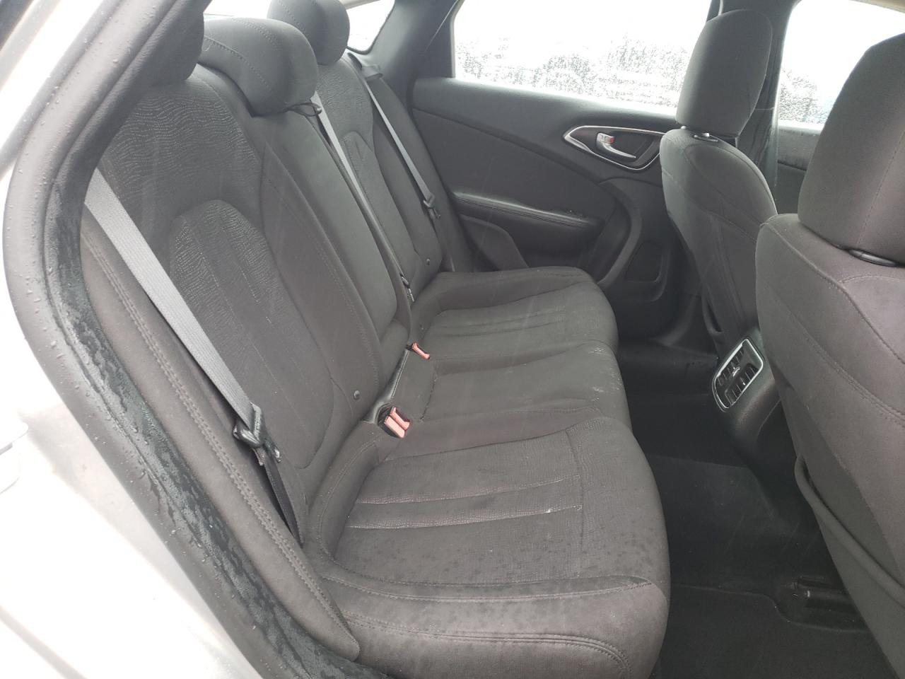 Photo 6 from auction – 2015 CHRYSLER 200 LIMITE with VIN 1C3CCCAB0FN600443