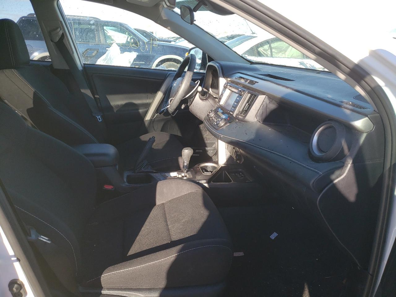 Photo 5 from auction – 2018 TOYOTA RAV4 ADVEN with VIN 2T3RFREVXJW854800
