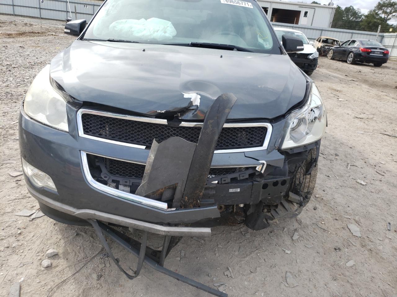 Photo 9 from auction – 2011 CHEVROLET TRAVERSE L with VIN 1GNKVGED8BJ283606