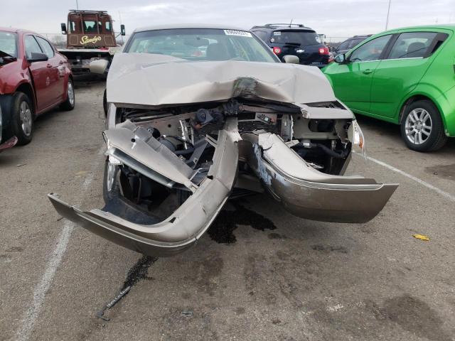 Photo 9 from auction – 2005 MERCURY GRAND MARQ with VIN 2MEFM75W85X614807