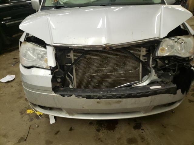 Photo 9 from auction – 2008 CHRYSLER TOWN & COU with VIN 2A8HR54P98R118216
